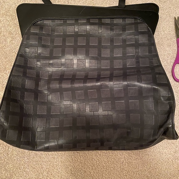 leather cross-body purse by Hester Van Eeghan - Picture 4 of 8